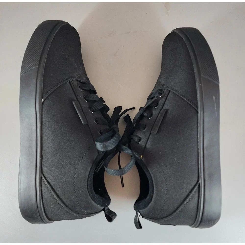 Heelys Pro 20 Youth Skate Shoes Black Size 6 Barely Used